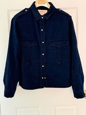 ZARA Woman Dark Indigo gold Button-Front Denim Shirt Jacket. Mint
